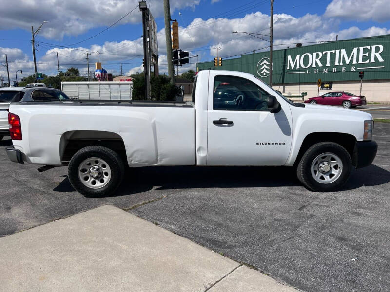 2011 Chevrolet Silverado 1500 Work Truck photo 8