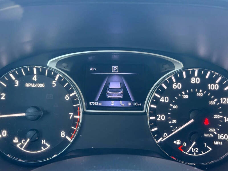 2020 Nissan Pathfinder SL