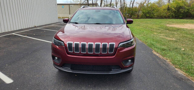 2019 Jeep Cherokee for sale at URIEL's AUTOMOTIVE LLC in Middletown, OH