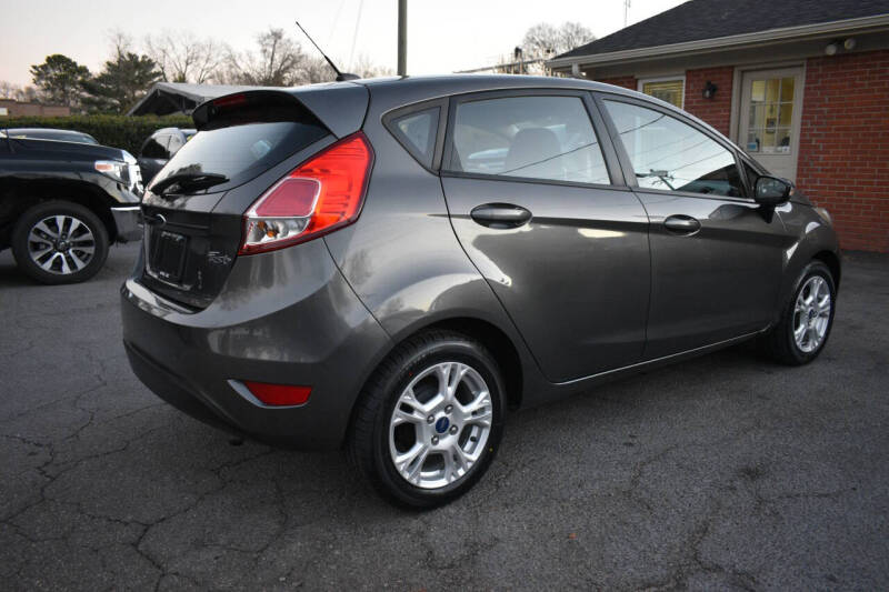 2015 Ford Fiesta SE