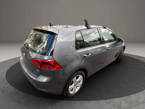 2017 Volkswagen Golf