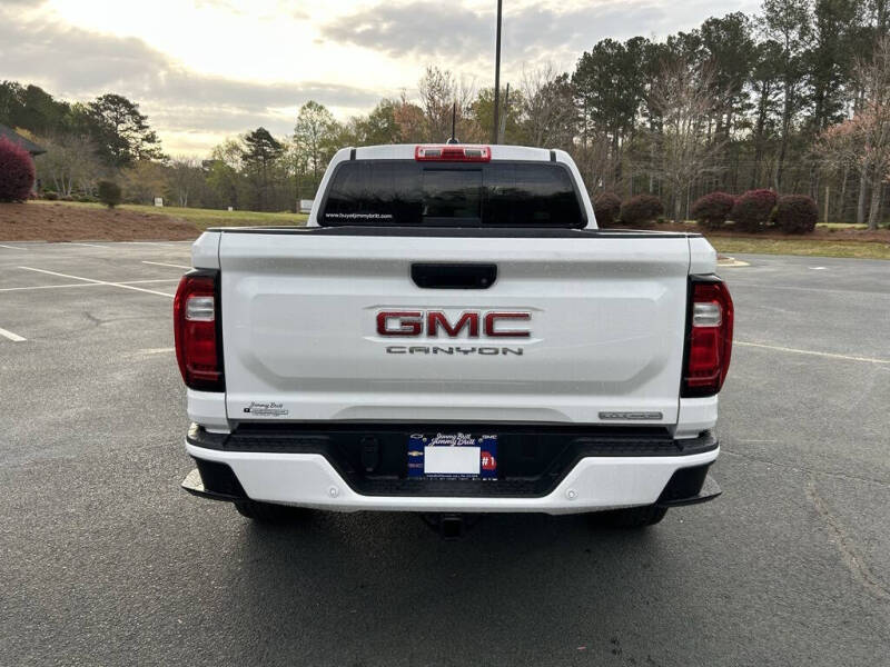 2025 GMC Canyon Elevation