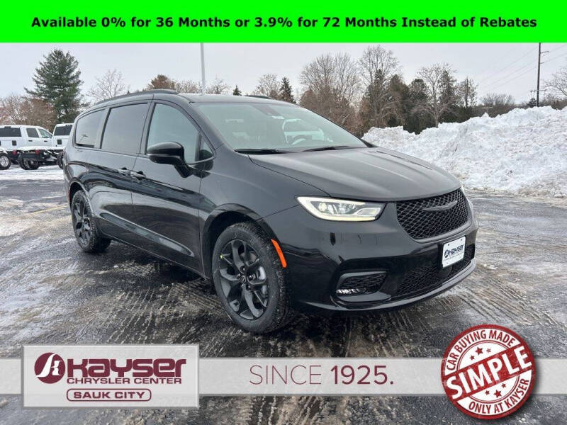 2026 Chrysler Pacifica Select