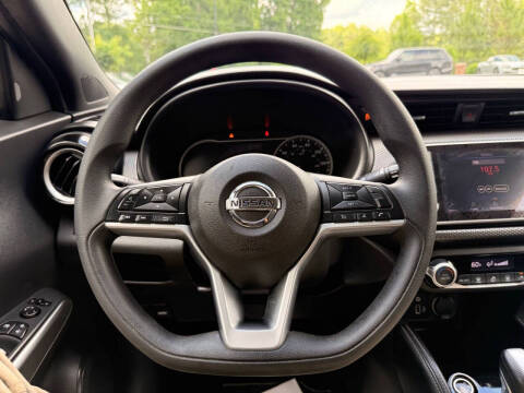 2019 Nissan Kicks SV