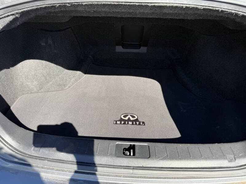 2015 Infiniti Q70L 3.7