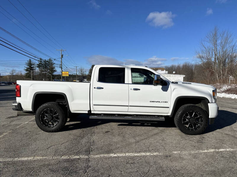 2017 GMC Sierra 3500HD Denali