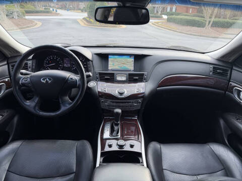 2013 Infiniti M37