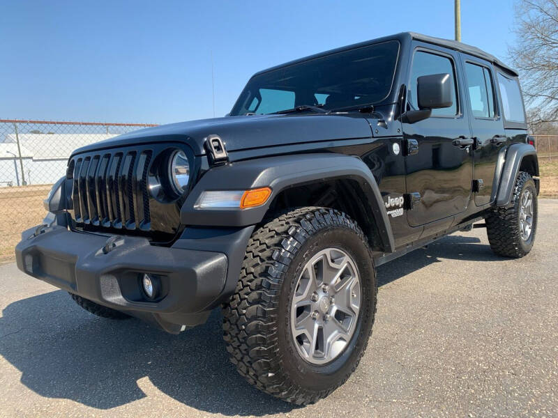 2018 Jeep Wrangler Unlimited for sale at Carworx LLC in Dunn NC