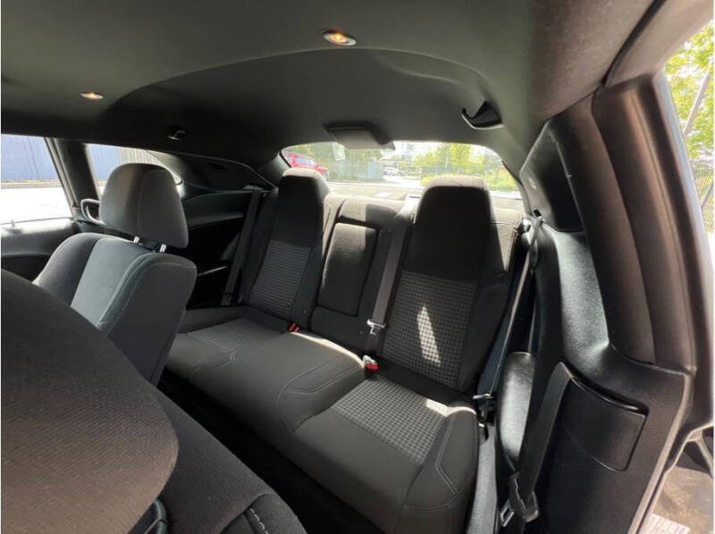 2021 Dodge Challenger SXT