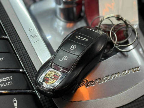 2016 Porsche Panamera GTS