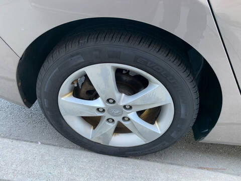 2012 Hyundai Elantra GLS