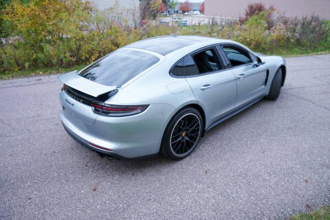 2018 Porsche Panamera 4S