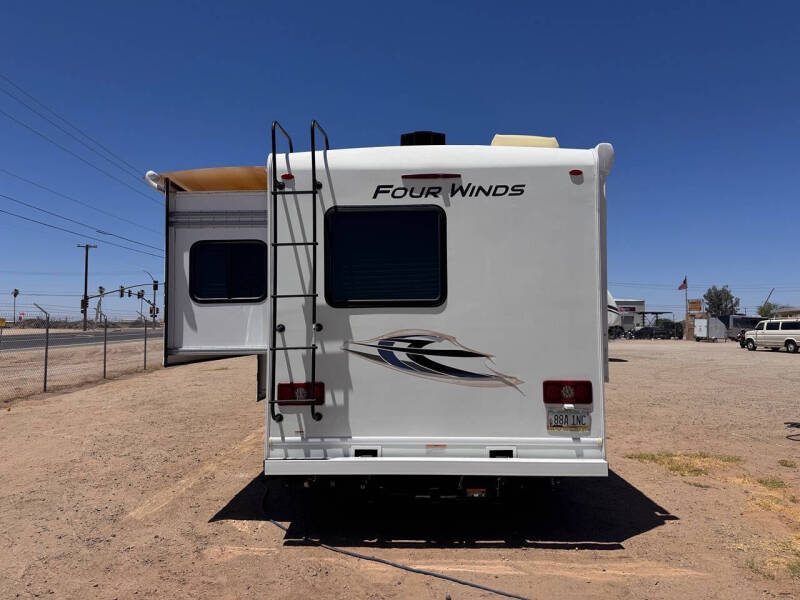 2021 Ford E-Series