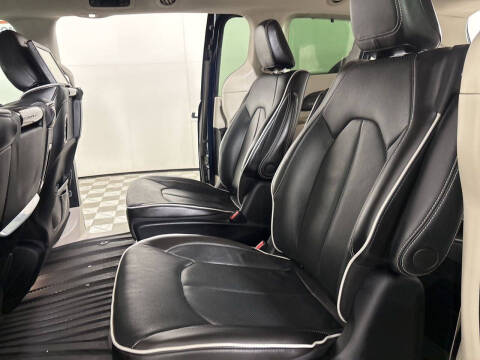 2022 Chrysler Pacifica Hybrid Limited