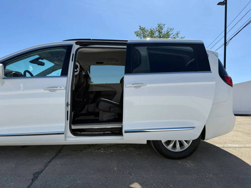 2017 Chrysler Pacifica