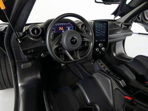 2019 McLaren Senna