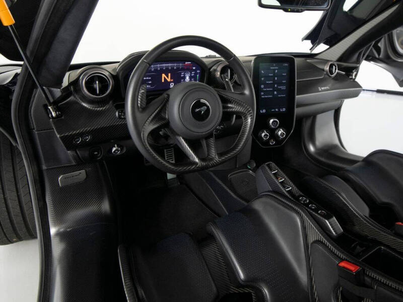 2019 McLaren Senna
