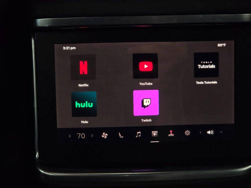 2022 Tesla Model X Plaid