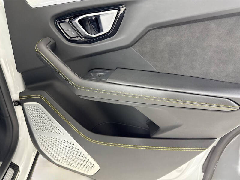 2020 Lamborghini Urus