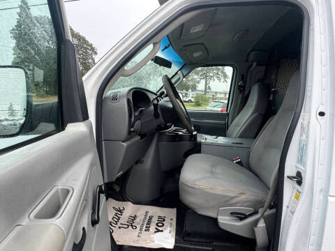 2006 Ford E-Series E-250