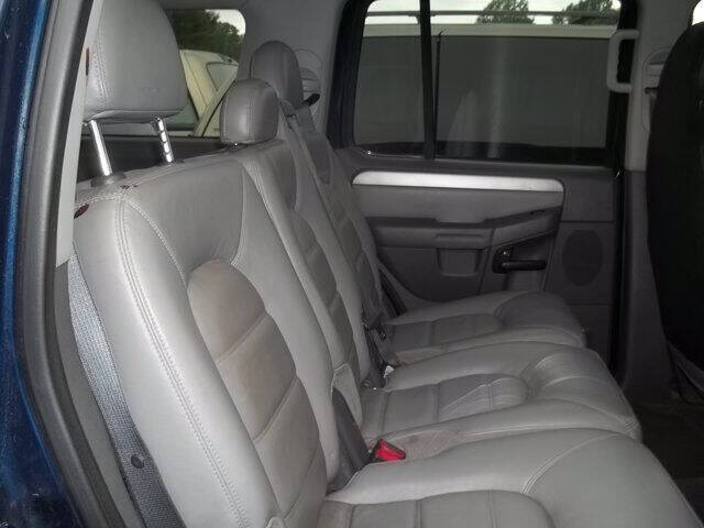 2005 Ford Explorer XLT