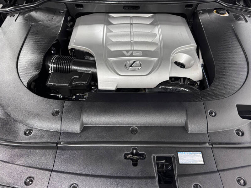 2014 Lexus LX 570