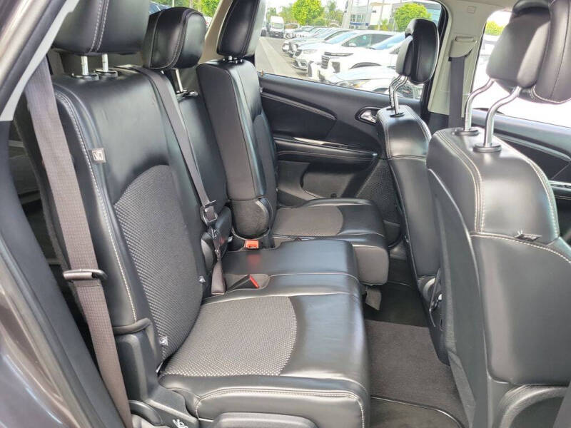 2017 Dodge Journey Crossroad