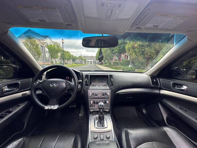 2011 Infiniti G37 Sedan x