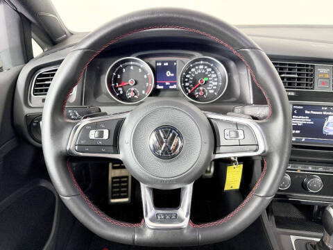 2017 Volkswagen Golf GTI S