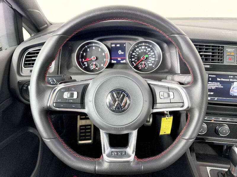 2017 Volkswagen Golf GTI S
