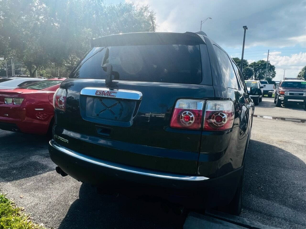 2011 GMC Acadia SUV - $9,950