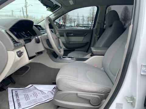 2016 GMC Acadia SLE-1