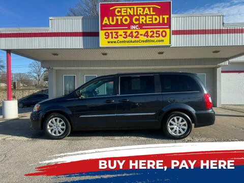 2014 Chrysler Town and Country for sale at Central Auto Credit Inc in Kansas City KS