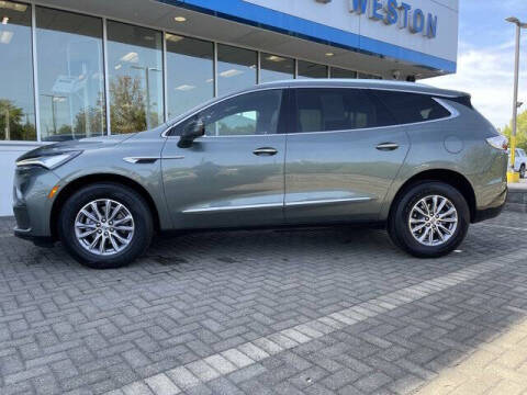 2023 Buick Enclave Premium