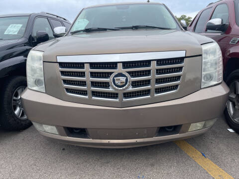 2007 Cadillac Escalade for sale at Ideal Cars in Hamilton OH