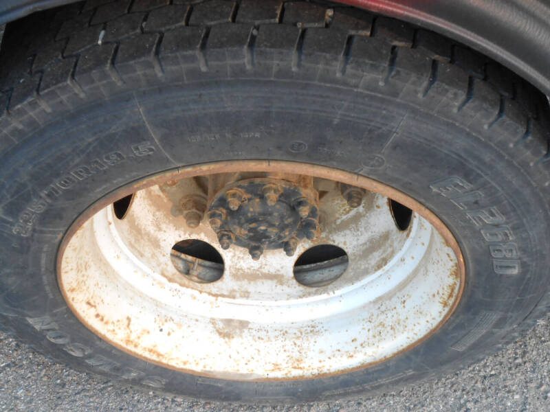 2007 Freightliner M2 106