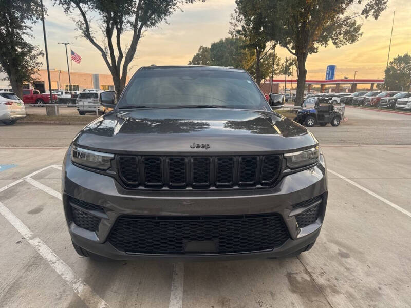 2023 Jeep Grand Cherokee Altitude