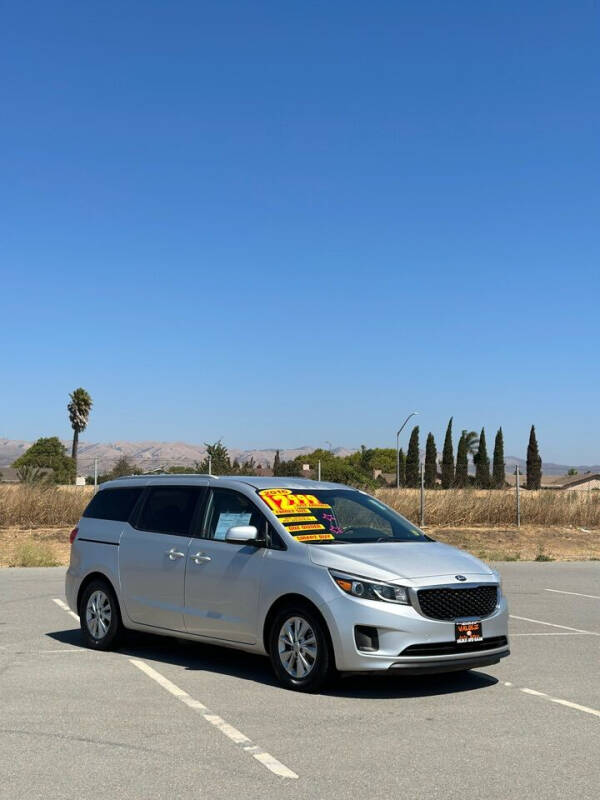 2016 Kia Sedona for sale at Valdez Auto Sales in Gonzales CA