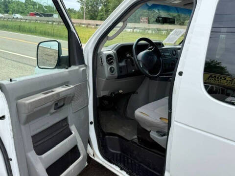 2009 Ford E-Series E-350 SD XLT