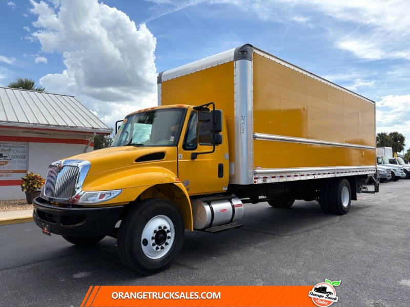 2019 International DuraStar 4300