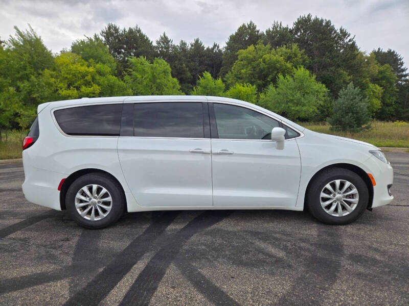 2018 Chrysler Pacifica Touring Plus