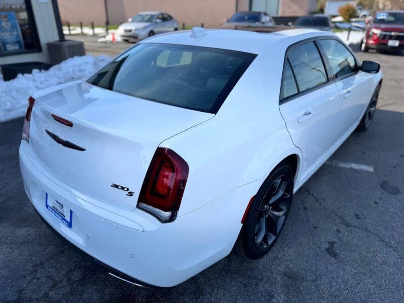 2023 Chrysler 300 S V6