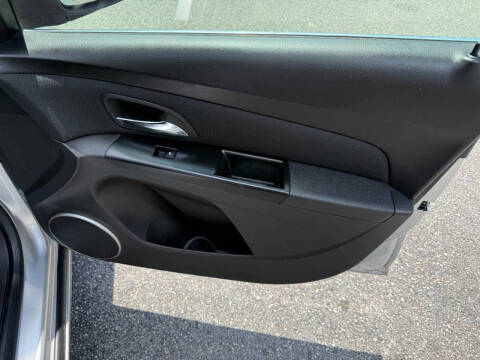 2011 Chevrolet Cruze LT Fleet