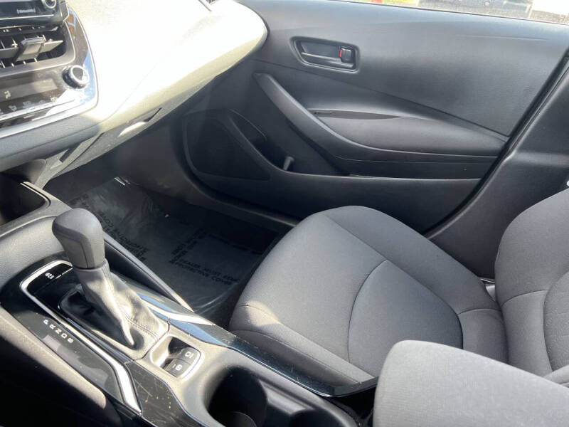 2022 Toyota Corolla LE