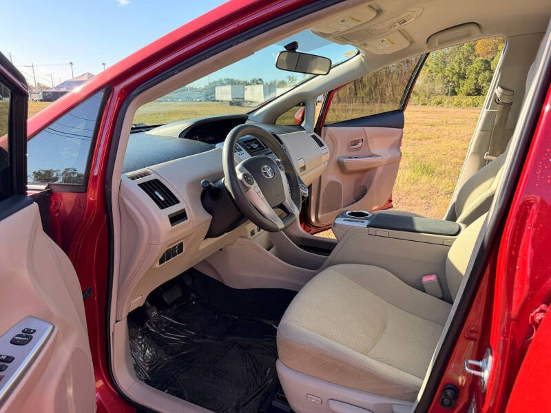 2013 Toyota Prius v Three