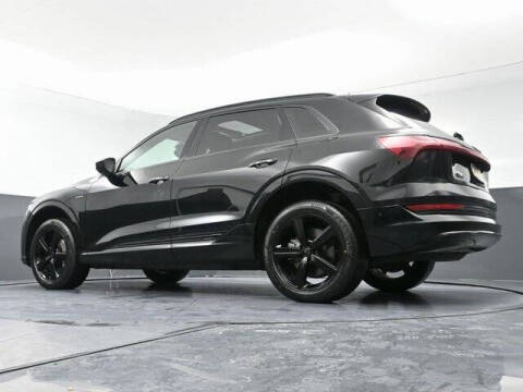 2019 Audi e-tron quattro Prestige