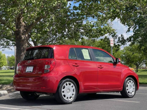 2013 Scion xD