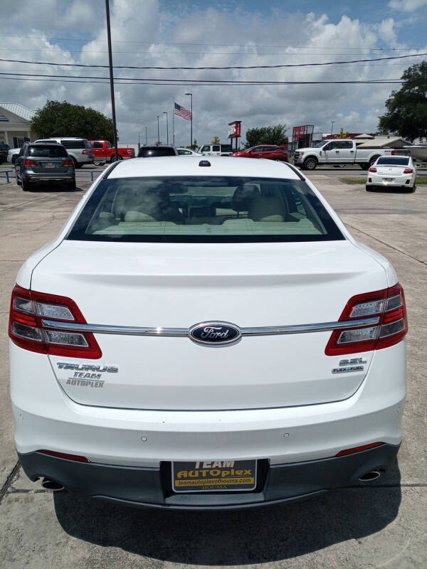 2013 Ford Taurus SEL
