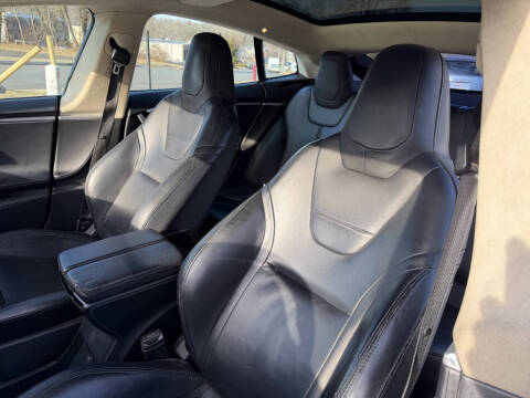 2016 Tesla Model S 70