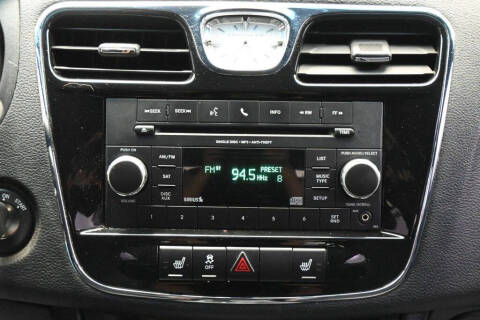 2013 Chrysler 200 Limited